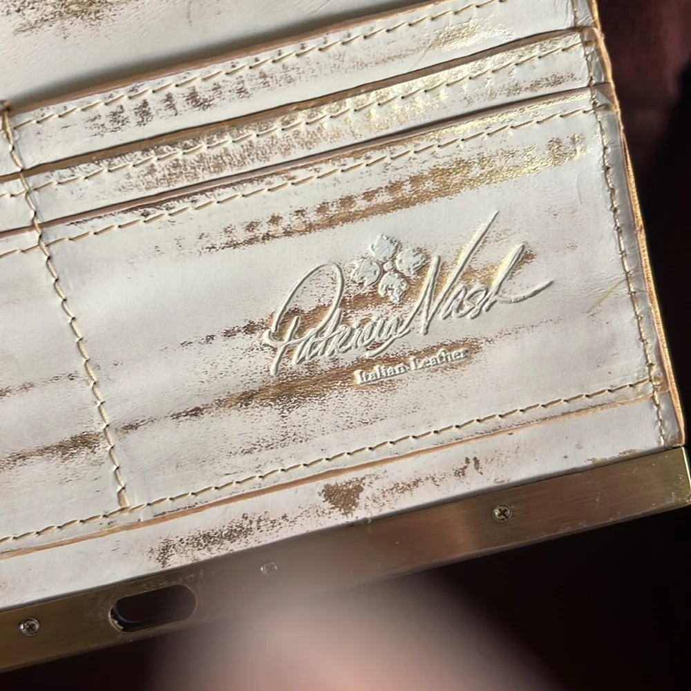 Patricia Nash leather wallet